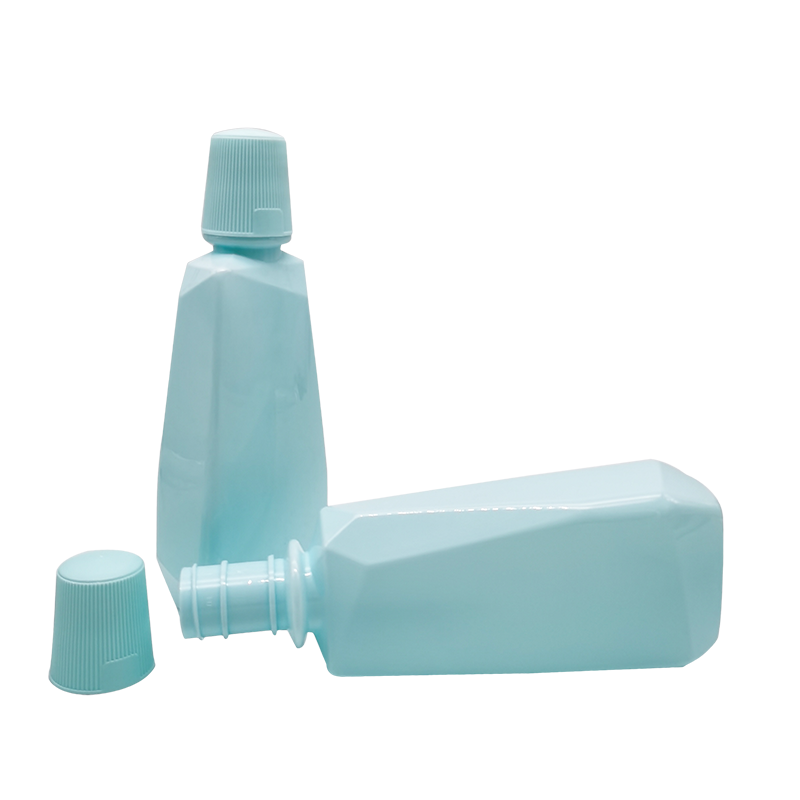 Flacon bain de bouche bleu