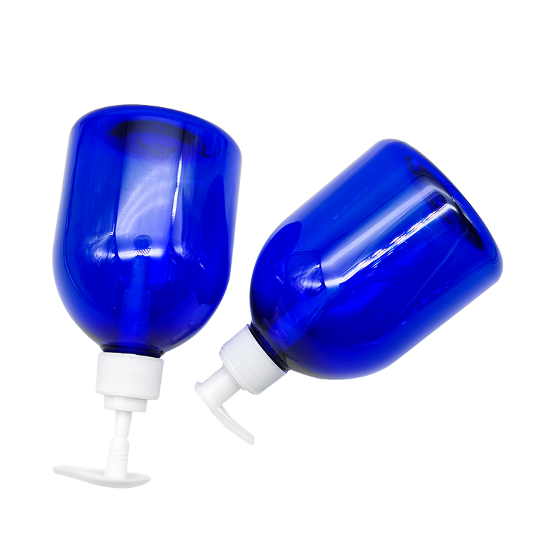 Flacon de désinfectant pour les mains bleu